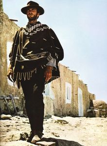Poncho in Lana Stile Clint Eastwood, Modello Originale '<span class=keywords><strong>Il</strong></span> <span class=keywords><strong>Buono</strong></span>, <span class=keywords><strong>Il</strong></span> <span class=keywords><strong>Cattivo</strong></span> e <span class=keywords><strong>Il</strong></span> <span class=keywords><strong>Brutto</strong></span>', Verde Oliva, Costume da Western - Product Image 3