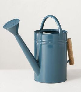 Bidon d'eau en fer durable pour la cuisine domestique, stockage quotidien d'eau potable avec poignée robuste et couvercle sécurisé - Product Image 6