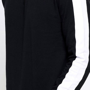 ชุดฮู้ดดี้และกางเกงวอร์มสตรีทแวร์สำหรับฤดูหนาว พิมพ์โลโก้ตามสั่ง คุณภาพสูง พิมพ์ลายนูน 3 มิติ 300 500 GSM ชุดแทรคสูทสำหรับผู้ชาย - Product Image 6