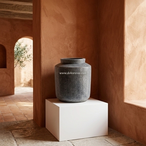 Vase cylindrique en terre cuite rustique gris foncé Cociana, pot en argile artisanal, urne décorative en céramique, vente en gros - Product Image 4