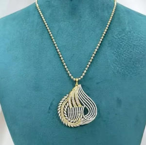 Ensemble collier et boucles d'oreilles tendance en laiton plaqué or avec zircon de qualité supérieure pour femme, idéal pour les occasions de mariage - Product Image 3