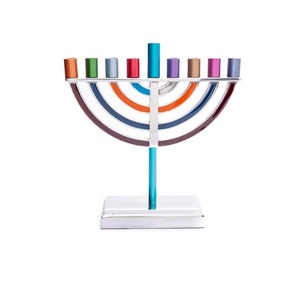 Menorah Pintada a Mano con Diseño de Granada, Adornada con Joyas y Bañada en Oro, con Flores Azules en Mosaico - Product Image 6