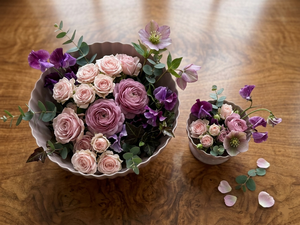 Ensemble de bols à fleurs cannelés de luxe, vase en métal côtelé pour centre de table de mariage, pot décoratif moderne pour la décoration intérieure de luxe - Product Image 2