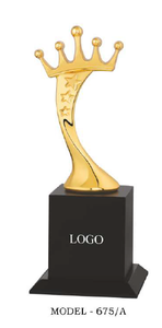 Stylish star <b>trophy</b> with premium <b>engraving</b> options - Product Image 3