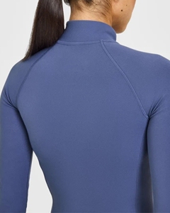 Chaqueta de yoga ajustada para mujer con cremallera completa, antiestática, cuello alto, orificios para los pulgares, abrigo frontal para correr, top de entrenamiento para gimnasio y entrenamiento de core. - Product Image 3