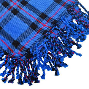 Chal Escocés Moderno con Diseño Tartán de la Marca Elliot para Traje Kilt, Accesorio Versátil de las Tierras Altas - Product Image 2