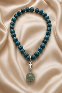 Collier en perles de pierre de lave bleue turquoise fait main avec pendentif vert, bijoux de luxe tendance pour femme, idéal pour cadeau/fête - Product Image 2