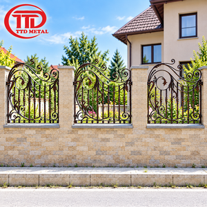 Panneau de clôture en fer forgé de luxe TTD avec ornements en spirale pour villa - Product Image 2