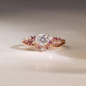 Anillos de Diamantes Cultivados en Laboratorio con Corte Brillante Redondo y Certificación IGI en Oro Blanco, Amarillo y Rosa de 14K y 18K para Compromiso y Boda - Product Image 1