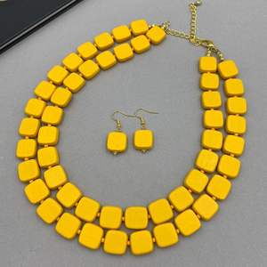 Collier pour femme artisanal de qualité supérieure, résine et bois, accessoires de mode en cristal - Product Image 5