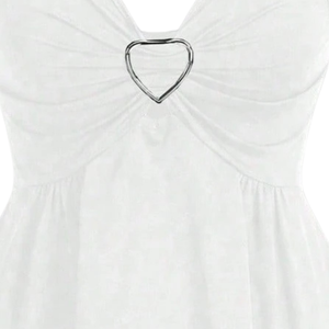 Haut sans manches blanc pour femme avec détail cœur, buste froncé, ourlet en dentelle, décontracté, mode estivale, chic et élégant pour les fêtes - Product Image 3