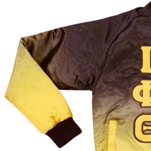 Blouson Bomber Iota Phi Theta dégradé marron-or, vêtement grec de fraternité, en satin, coupe élégante et de qualité supérieure - Product Image 2