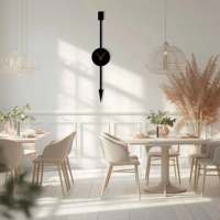 Reloj de pared moderno con diseño de flecha larga para espacios grandes y salas de estar, aporta un toque de decoración elegante y llamativo. Venta al por mayor desde India.