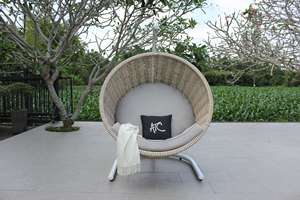 Elegante Silla Colgante de Ratán PE con Soporte Resistente, Diseño Contemporáneo, Muebles ATC Modelo Costa para Jardín y Ocio - Product Image 5