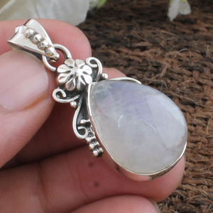 Collier pendentif artisanal en argent sterling 925 plaqué platine vintage avec œil de tigre arc-en-ciel naturel, unisexe, vente en gros - Product Image 2