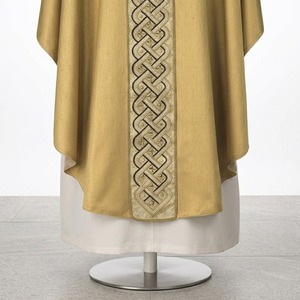 Casulla Sacerdotal Bordada en Poliéster Personalizada con Estola Dorada, Capa Religiosa para Liturgia Eclesiástica - Product Image 5