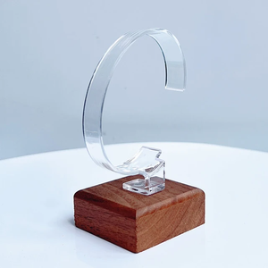 Pantalla de reloj acrílica elegante 2025 con soporte de madera para un fácil montaje personalizable Diseño moderno y elegancia natural - Product Image 3