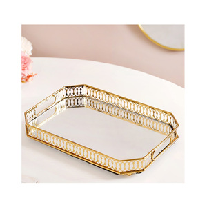 Bandeja DE SERVICIO DE Metal de lujo hecha a mano, plato redondo elegante para el hogar, cocina, comedor, granja, sala de estar, uso decorativo - Product Image 4