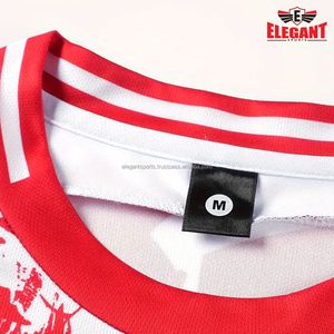 Uniformes de football de qualité supérieure imprimés respirants 100% polyester pour hommes adultes, extensibles, séchage rapide, légers, couleurs personnalisées - Product Image 4