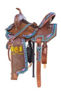 Silla de montar western de cuero genuino marrón personalizada con detalles en turquesa y rosa, diseño con tachuelas turquesas, silla de montar portátil. - Product Image 4