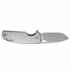 Navajas Plegables de Bolsillo con Mango de Metal Premium, Acabado Satinado, Hoja Ancha, Ranura de Apertura con el Pulgar, Agarre Ergonómico para Uso Diario al Aire Libre - Product Image 6