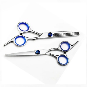 Ciseaux de coiffure professionnels en acier inoxydable à pointe affûtée pour droitiers, manche long en plastique, non pliables, Ryzer Studio - Product Image 1
