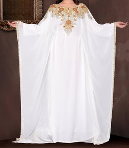 ชุดเดรสยาวปักลายสีดำสำหรับผู้หญิงตะวันออกกลาง แขนยาว ผ้าโพลีเอสเตอร์ สีพื้น น้ำหนักเบา ทรงปกติ คอสูง - Product Image 2