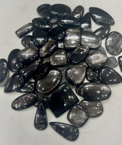 ขายส่งพลอยไฮเปอร์เธนธรรมชาติทรงคาโบชองหลากหลายรูปแบบ – พลอยคุณภาพสูงสำหรับงานตกแต่งด้วยลวดและทำเครื่องประดับ - Product Image 5