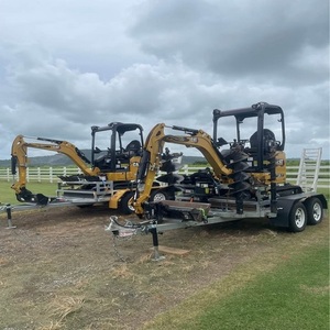 Achetez une mini-excavatrice compacte CAT 301.7 CR en parfait état, avec une conception durable à chenilles, conçue pour les travaux de terrassement et de creusement intensifs. - Product Image 2