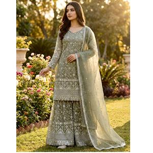 Conjunto Elegante para Ocasiones Especiales con Tela de Seda Tipo Gimnasio, Bordado Intenso y Lentejuelas, Top, Pantalón y Dupatta, Completamente Cosido, Listo para Usar - Product Image 1