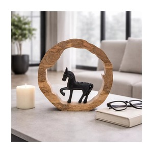 Sculpture de cheval circulaire en bois faite à la main, décoration de table, artisanat minimaliste sur le thème des animaux, art pour le salon - Product Image 1