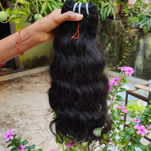 Pelo humano indio natural con cutícula alineada al por mayor, máquina natural de pelo ondulado de doble trama, pelo humano sin procesar de un donante - Product Image 1