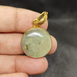 Colliers et pendentifs en préhnite, designs chics, cristaux pour femmes, pendentifs en laiton, vente en gros, accessoires de mode américains, bijoux - Product Image 1