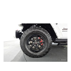Jeep Wrangler 2.0 Rubicon 4 Puertas, Modelo de Junio de 2022, con 28,515 km, Caja de Cambios Automática, Asientos de Tela, Cámara Trasera - Product Image 5