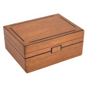 Estuche de Cigarros de Madera con Acabado Natural de Lujo, Diseñado para una Presentación Elegante con Construcción Duradera y Textura Suave - Product Image 5