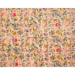Couverture longue en coton réversible, entièrement faite à la main, style Kantha vintage, écologique, imprimée de motifs floraux, pour la maison - Product Image 2