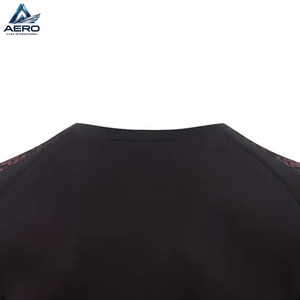 เสื้อยืดแขนสั้นคุณภาพดี วัสดุเยี่ยม ระบายอากาศได้ดี ซับเหงื่อ เหมาะสำหรับออกกำลังกายสำหรับผู้ชาย - Product Image 4