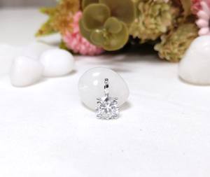 Colgante de boda clásico de 4 puntas con diamante cultivado en laboratorio de corte redondo de 2,20 quilates, colgante solitario, oro blanco macizo de 14 quilates para mujer - Product Image 2