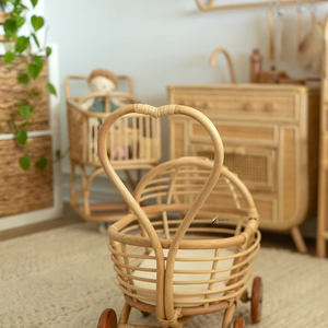 Cochecito de Mimbre de Ratán Certificado de Primera Calidad para Muñecas, Juego de Cochecito para Niños, Hecho a Mano, Decoración para Habitación de Bebé y Escuela, Juguete para Niños - Product Image 2