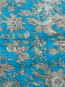 Edredón de Algodón Bordado a Mano con Diseño Floral Azul, Decoración Tradicional para el Hogar, Uso en Todas las Estaciones - Product Image 3