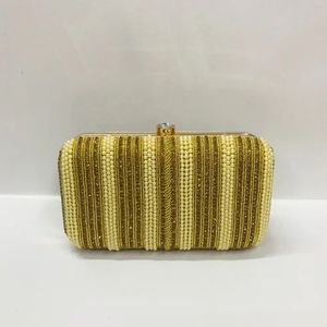Sac fourre-tout artisanal de luxe indien en cuir véritable, fait main, classique, avec poignée carrée perlée, durable, promotionnel - Product Image 1