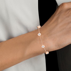Bracelet de luxe en or rose 9 carats avec diamants de laboratoire taille ovale 0,95 CTW - Product Image 1