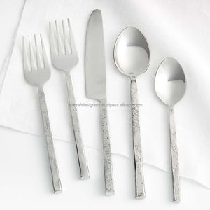 Juego de Cubiertos de metal moderno para cocinas elegantes que ofrecen un aspecto elegante y una experiencia gastronómica Premium diaria - Product Image 3