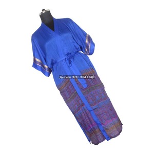 KL017 Robe longue de nuit/peignoir en soie vintage indienne faite à la main, imprimé floral, style bohème, ethnique, pour la plage, l'été, vente en gros - Product Image 1