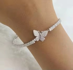 Round Shape Diamond Bracelet Minimalist White Gold Stackable Bracelet Romantic Anniversary <b>Gift</b> for Wife for Parties - Product Image 2