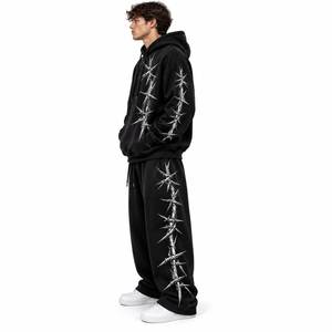 Ensemble de survêtement pour homme, imprimé fil de fer barbelé noir, coupe ample, style streetwear, 2 pièces, écologique et lourd - Product Image 3