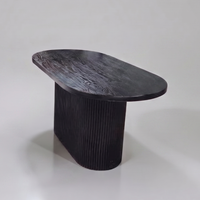 Table à manger ovale moderne en bois massif, table sur piétement cannelé, mobilier minimaliste Japandi pour la maison et les restaurants