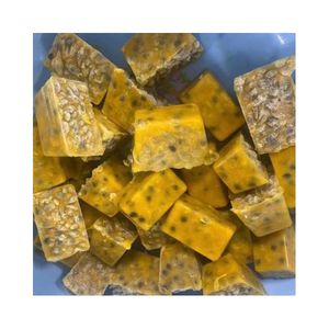 Concentré de fruit de la passion surgelé de qualité supérieure, pur et frais, idéal pour les boissons de buffet d'hôtel et les fournitures de pâtisserie. - Product Image 2
