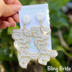 Pendientes de cuentas de semillas de fiesta nupcial novia Wifey Cheers diseño de botella de champán estilo bohemio patrón de flores tamaño personalizado moda - Product Image 4