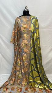 ชุดดีรักซามอยด์สำหรับผู้หญิง ดีไซน์หรูหราคุณภาพสูง งานปักลายดอกไม้ สำหรับโอกาสพิเศษ เป็นมิตรต่อสิ่งแวดล้อม - Product Image 2